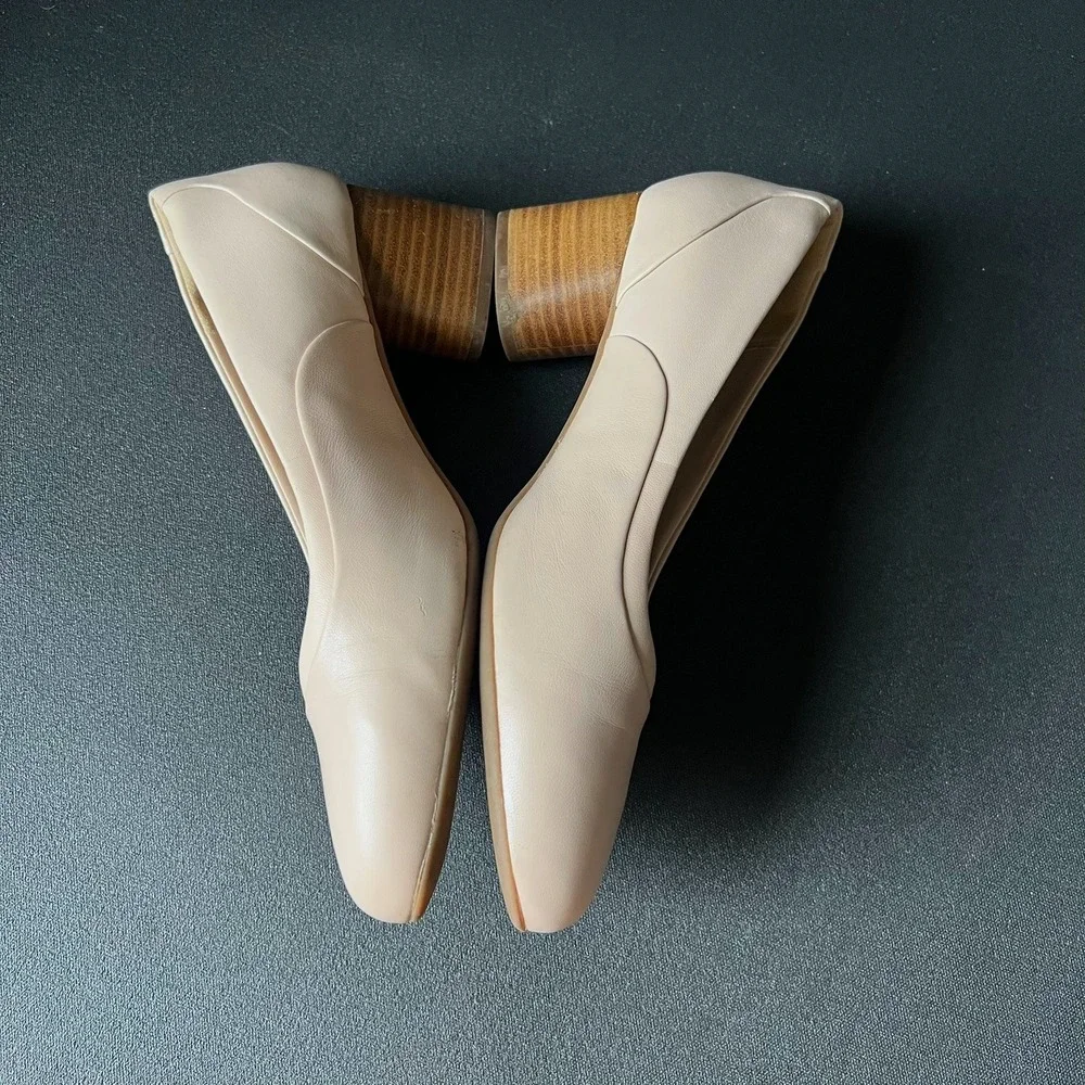 Clarks Unstructured Un Blush Cove Nude Leather Block Heel Pumps 10W Minimalist